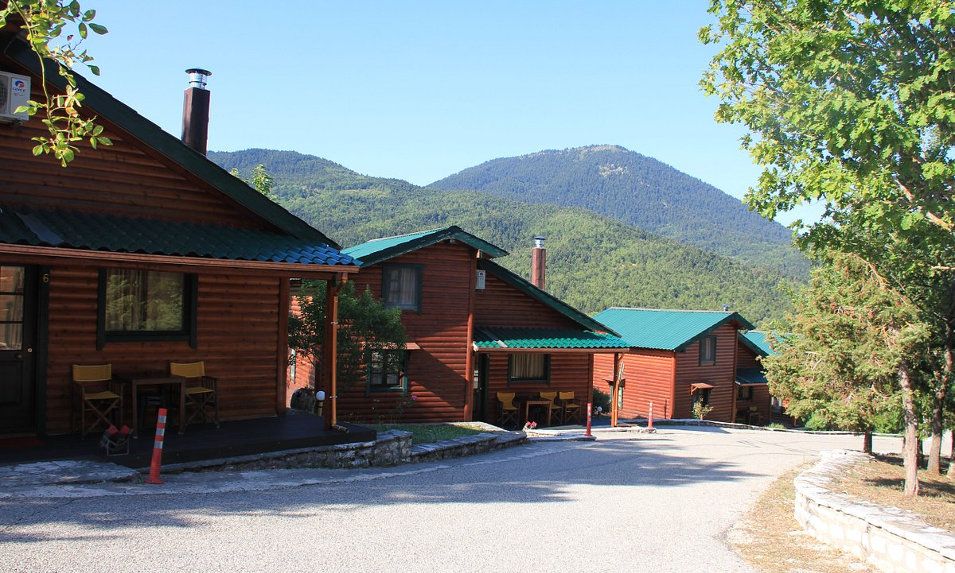 Chalet Likouresi Village